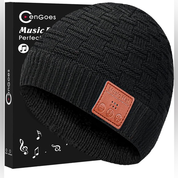 Wireless Beanie Hat with Wireless Headphones. - Picture 3 of 3